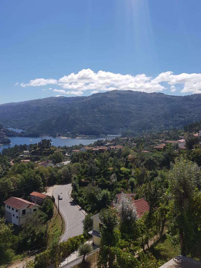Merck Villa Geres Rio Caldo Exterior photo